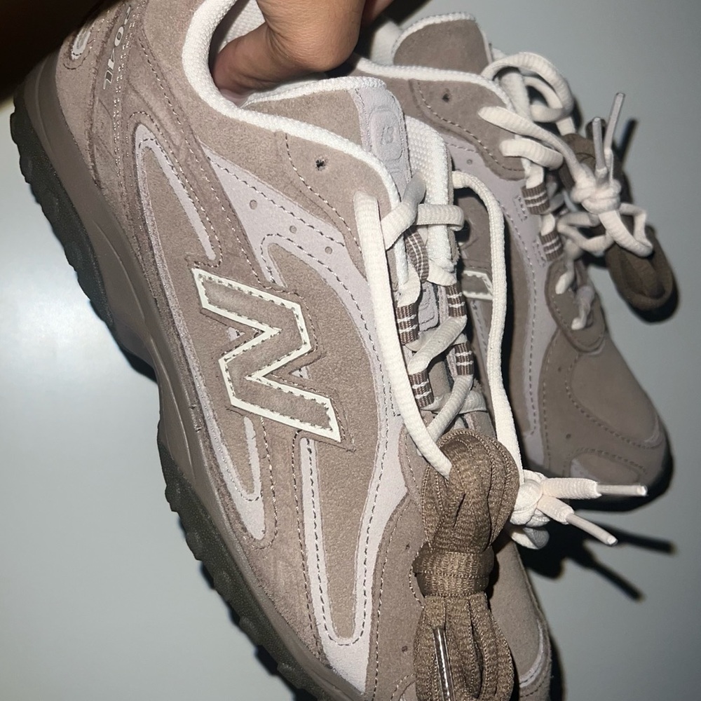 New Balance Beige Sneakers